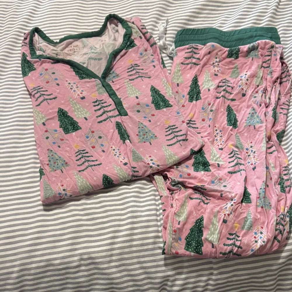 Christmas Tree Pajama set - Picture 1 of 4